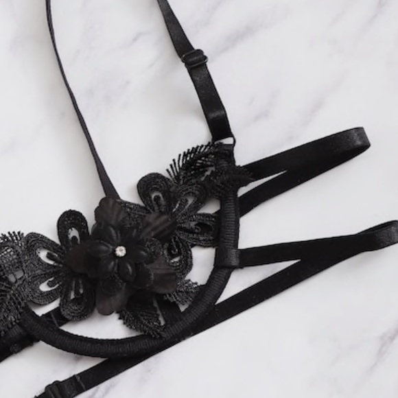 💋Appliqués Lingerie Set - Picture 4 of 6